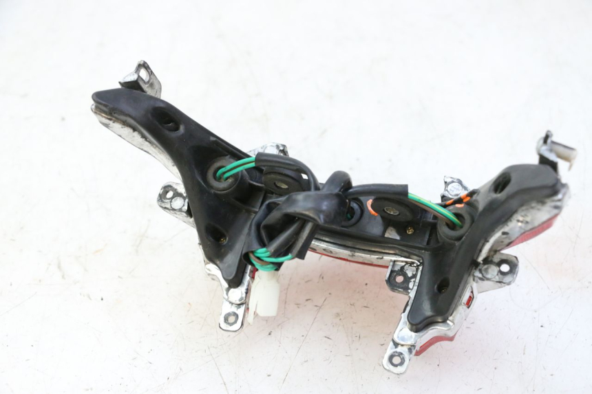 photo de TAIL LIGHT MAG POWER R-STREET 50 (2016 - 2025)