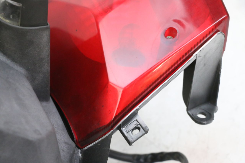 photo de REAR LIGHT DAELIM S1 125 (2007 - 2016) - Zoom on usage condition