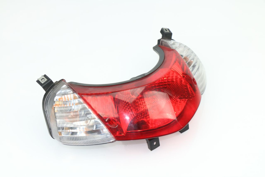 photo de REAR LIGHT SUZUKI SIXTEEN 125 (2008 - 2010)