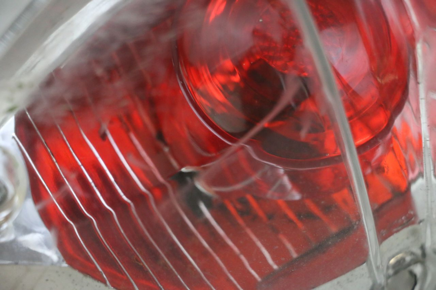 photo de TAIL LIGHT PEUGEOT SPEEDFIGHT 2 LC 50 (2000 - 2009)