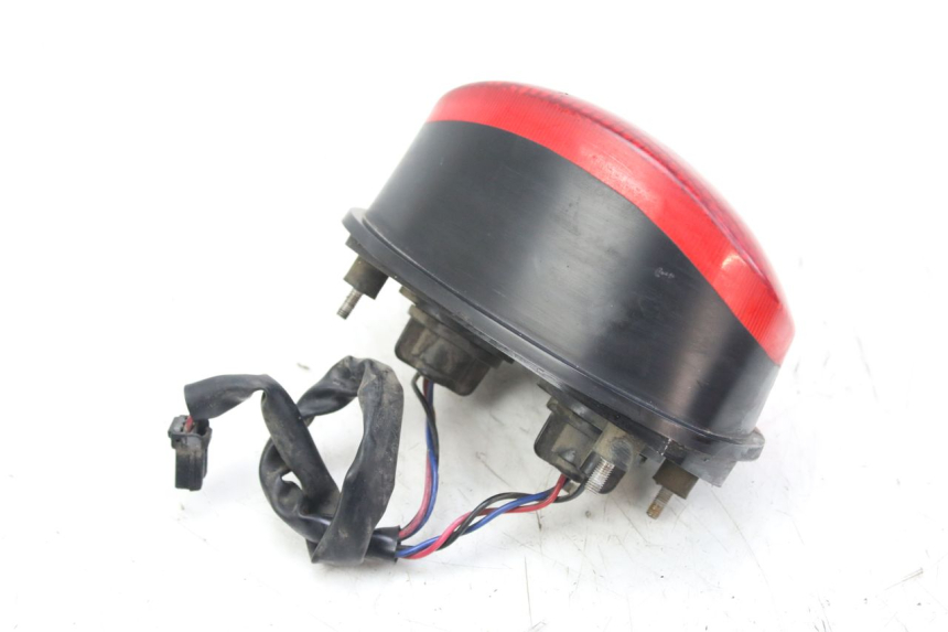 photo de REAR LIGHT TRIUMPH SPRINT ST 955 (1999 - 2001)