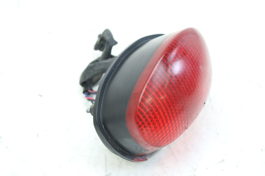 photo de REAR LIGHT TRIUMPH SPRINT ST 955 (1999 - 2001)