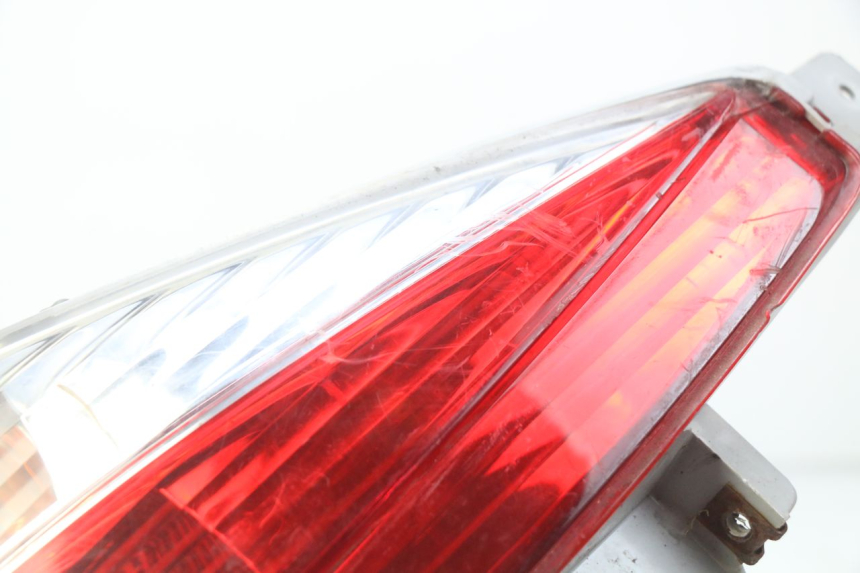 photo de REAR LIGHT SUZUKI BURGMAN 125 (2007 - 2014)