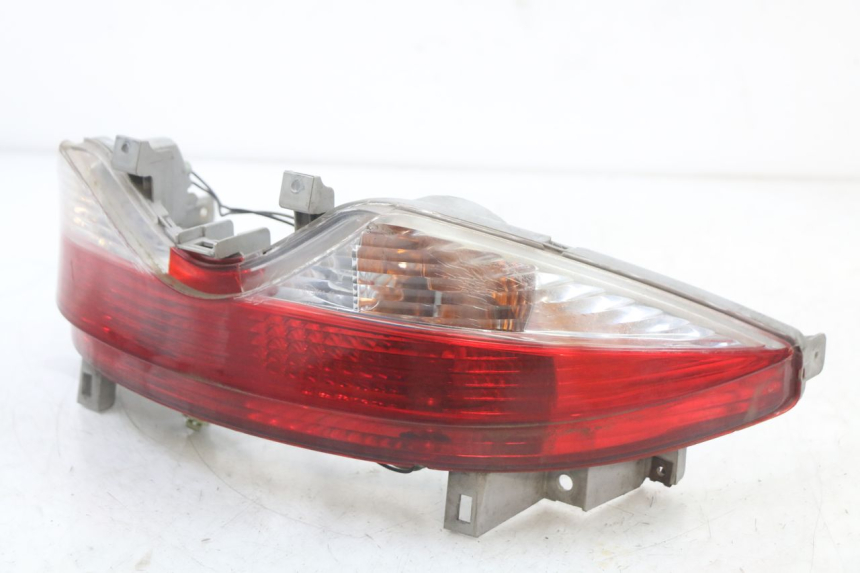 photo de REAR LIGHT SUZUKI BURGMAN 125 (2007 - 2014)