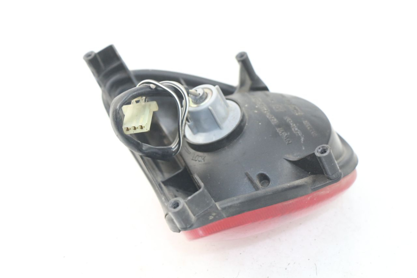 photo de TAIL LIGHT SUZUKI UC EPICURO 125 (1999 - 2003)