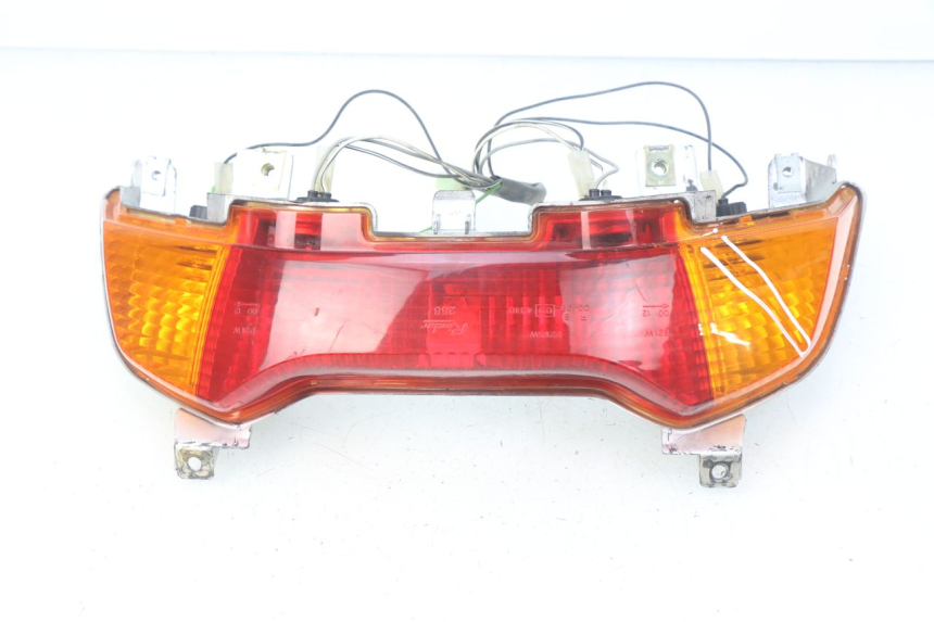 photo de REAR LIGHT SUZUKI UH BURGMAN 125 (2002 - 2006)