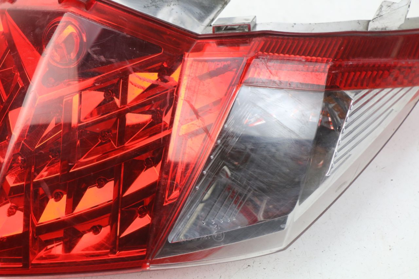 photo de TAIL LIGHT SYM JOYMAX 250 (2013 - 2017)