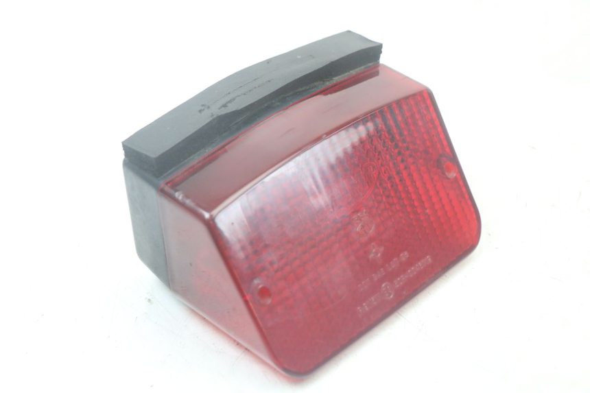 photo de REAR LIGHT TRIUMPH SPEED TRIPLE T301 900 (1994 - 1996)