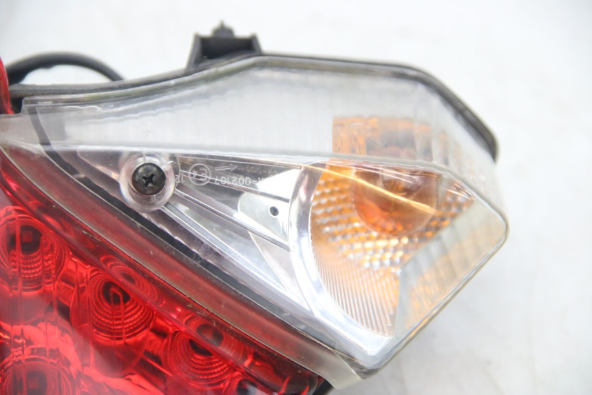 photo de REAR LIGHT HONDA VISION NSC R 50 (2013 - 2015)