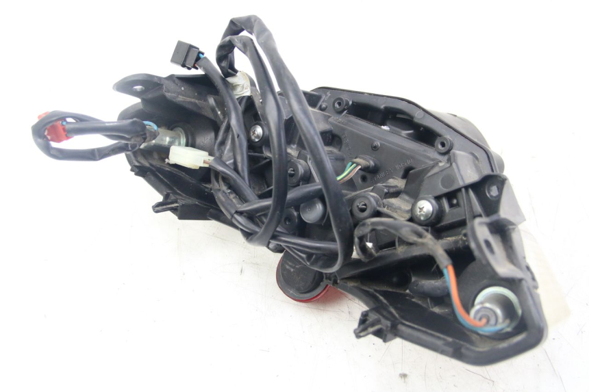 photo de REAR LIGHT HONDA VISION NSC R 50 (2013 - 2015)