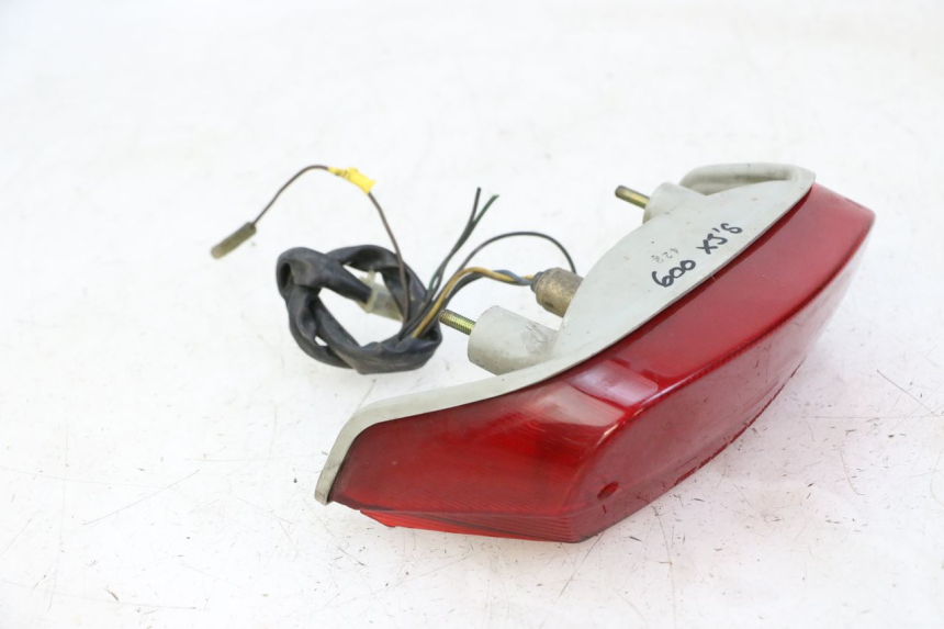 photo de TAIL LIGHT YAMAHA XJN DIVERSION 600 (2000 - 2003)