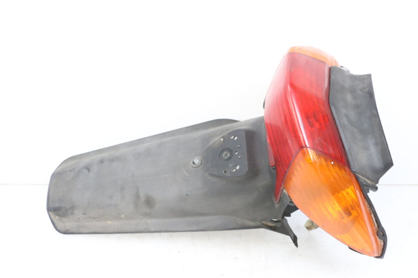 photo de REAR LIGHT YAMAHA CYGNUS X 125 (2004 - 2007)