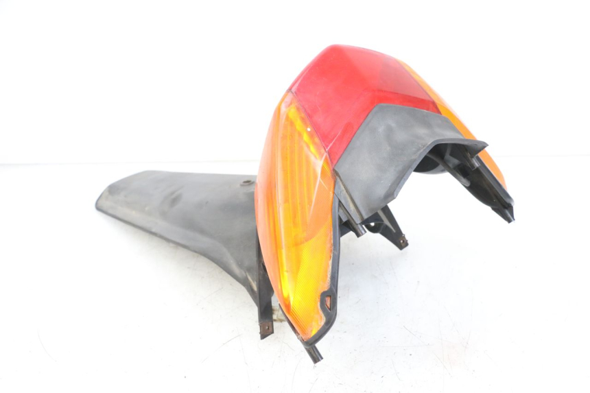 photo de REAR LIGHT YAMAHA CYGNUS X 125 (2004 - 2007)