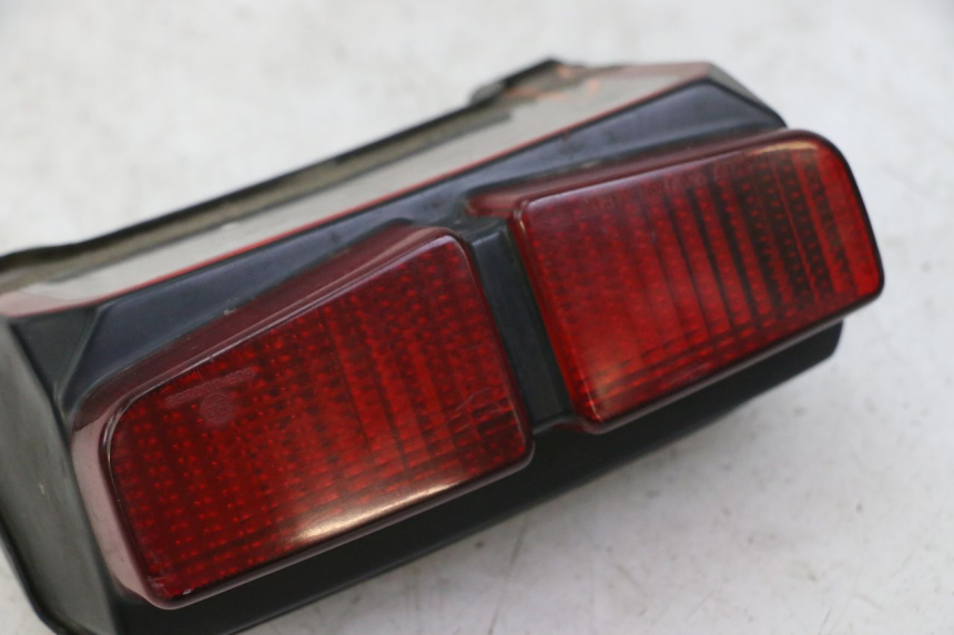 photo de TAIL LIGHT YAMAHA FZS FAZER 600 (2001 - 2003)
