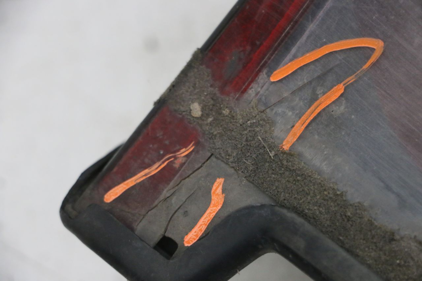 photo de TAIL LIGHT YAMAHA FZS FAZER 600 (2001 - 2003)