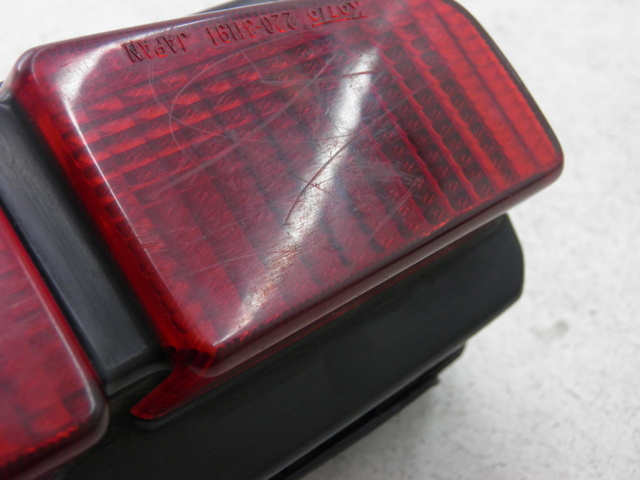 photo de REAR LIGHT YAMAHA FZS FAZER 600 (1998 - 2001)
