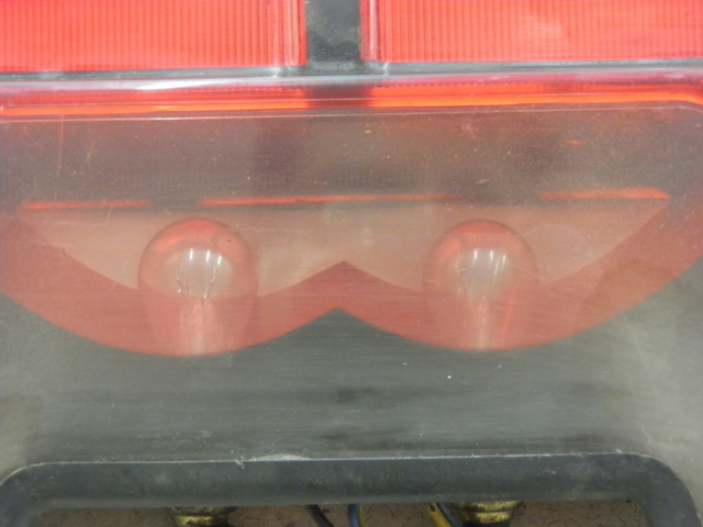 photo de REAR LIGHT YAMAHA FZS FAZER 600 (1998 - 2001)