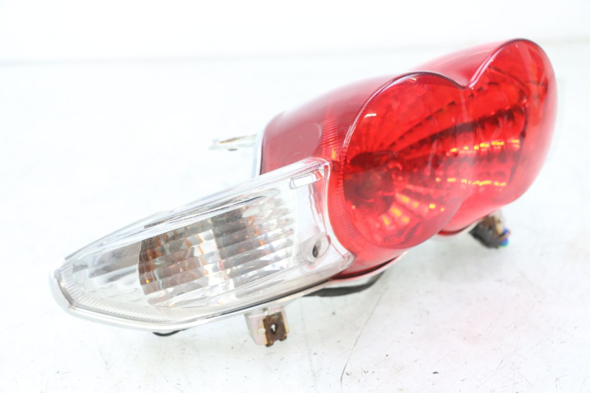 photo de REAR LIGHT YAMAHA NEO'S 4T 50 (2008 - 2016)