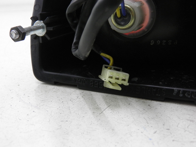 photo de TAIL LIGHT YAMAHA TDM 900 (2004 - 2006) - Technical close-up