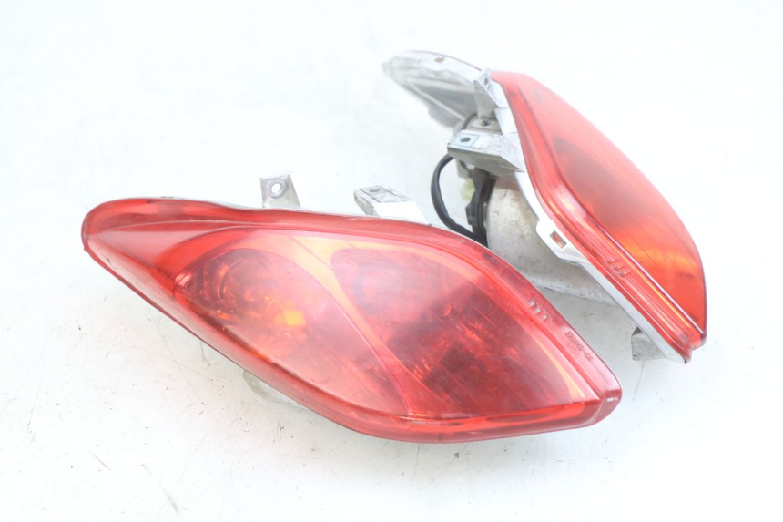 photo de REAR LIGHT YAMAHA X-MAX XMAX 125 (2010 - 2014)