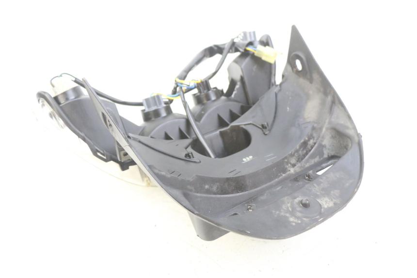 photo de REAR LIGHT YAMAHA XP T-MAX TMAX ABS 500 (2004 - 2007)