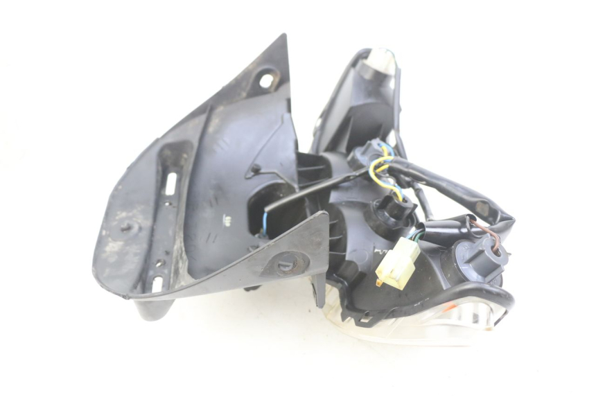 photo de REAR LIGHT YAMAHA XP T-MAX TMAX ABS 500 (2004 - 2007)