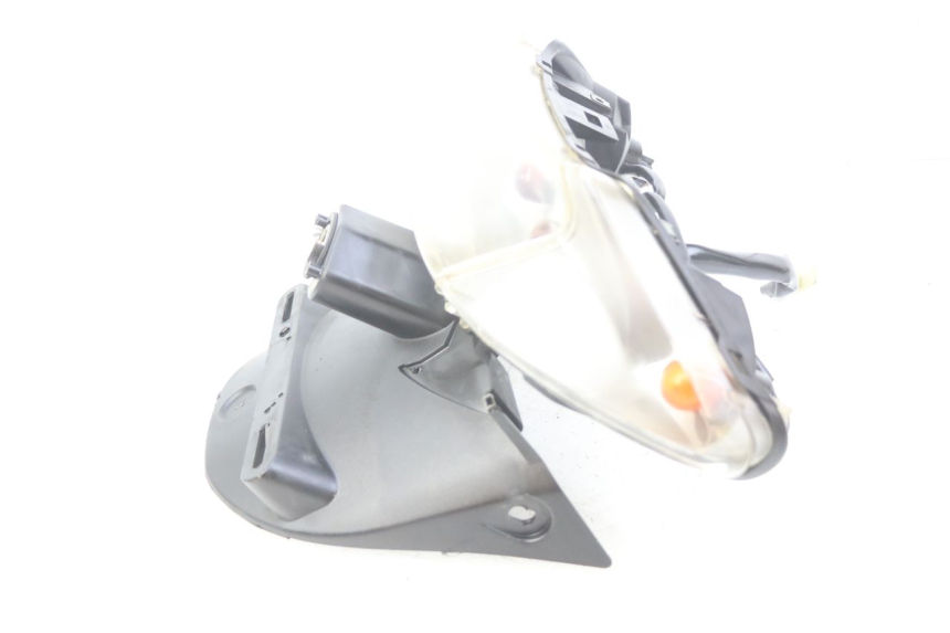photo de REAR LIGHT YAMAHA XP T-MAX TMAX ABS 500 (2004 - 2007)