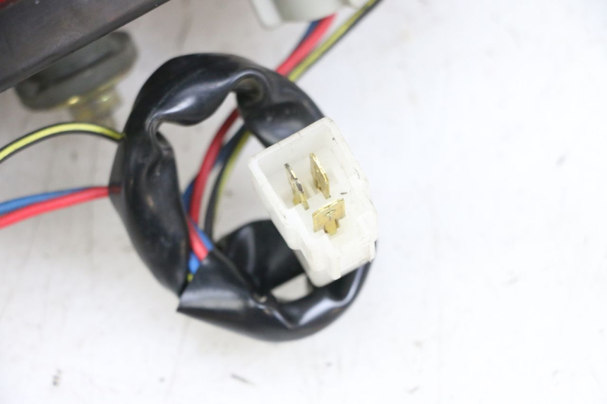 photo de TAIL LIGHT KAWASAKI ZR 7 750 (1999 - 2001) - Technical close-up