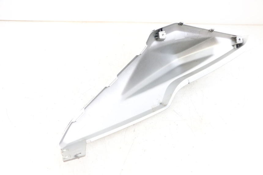 photo de RIGHT REAR SIDE PANEL YAMAHA AEROX 2T 50 (2013 - 2017)