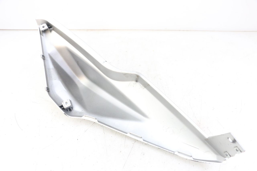 photo de RIGHT REAR SIDE PANEL YAMAHA AEROX 2T 50 (2013 - 2017)