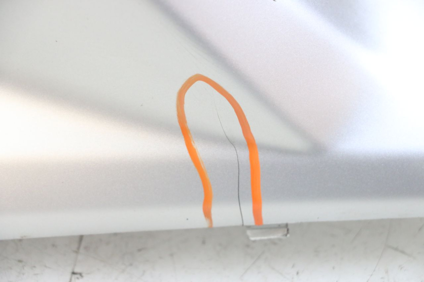 photo de RIGHT REAR SIDE PANEL YAMAHA AEROX 2T 50 (2013 - 2017)