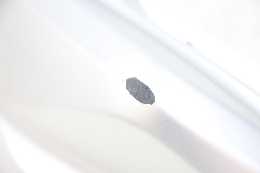 photo de RIGHT REAR SIDE PANEL YAMAHA AEROX 2T 50 (2013 - 2017)