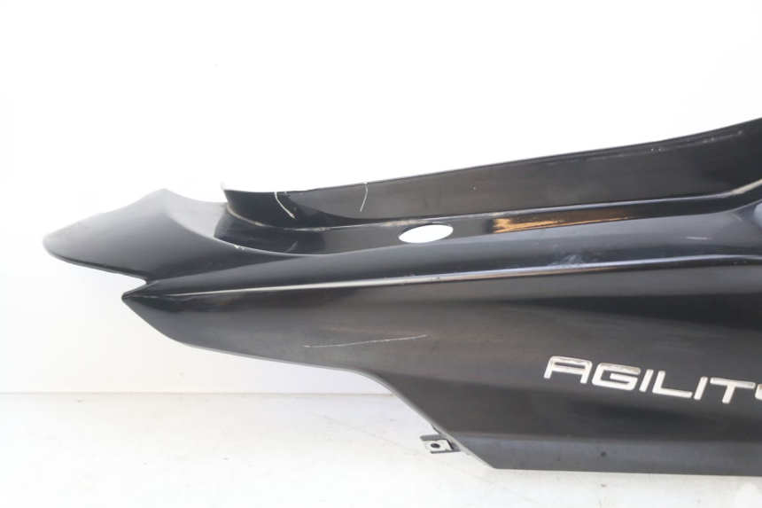 photo de RIGHT REAR SIDE PANEL KYMCO AGILITY 16+ 4T 50 (2018 - 2023)