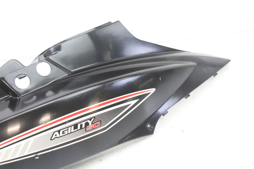 photo de RIGHT REAR SIDE PANEL KYMCO AGILITY 4T 50 (2005 - 2018)
