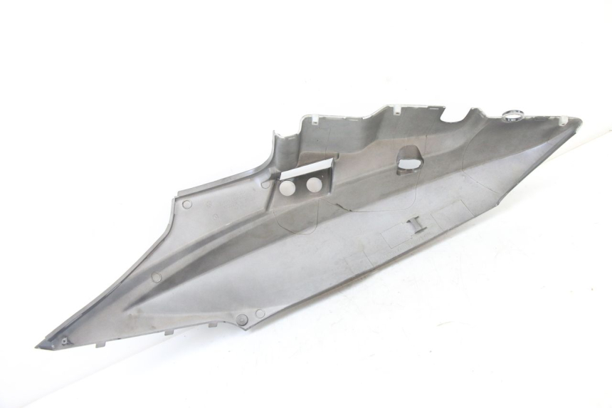 photo de RIGHT REAR SIDE PANEL KYMCO AGILITY 4T 50 (2005 - 2018)
