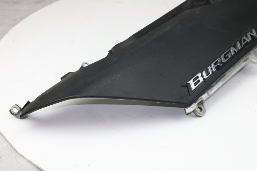 photo de REAR RIGHT PANEL SUZUKI AN BURGMAN 400 (1999 - 2005)