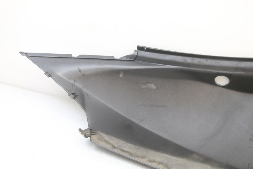 photo de REAR RIGHT PANEL APRILIA ATLANTIC 125 (2003 - 2009)