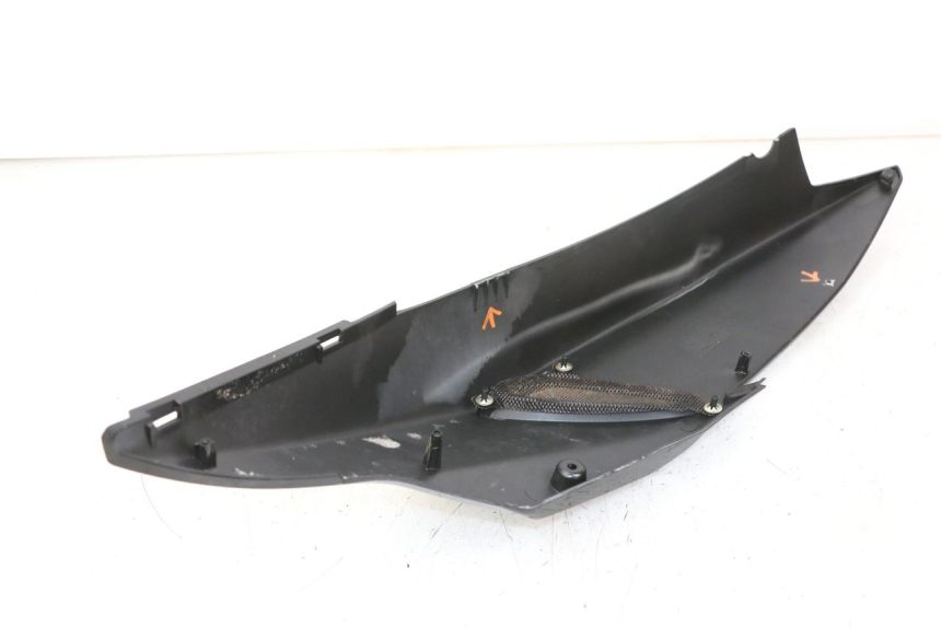 photo de REAR RIGHT PANEL APRILIA SR MOTARD 50 (2012 - 2018)