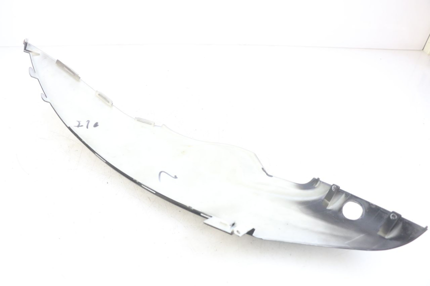 photo de RIGHT REAR SIDE PANEL BAOTIAN BT 49 QT-9 50 (2006 - 2010)