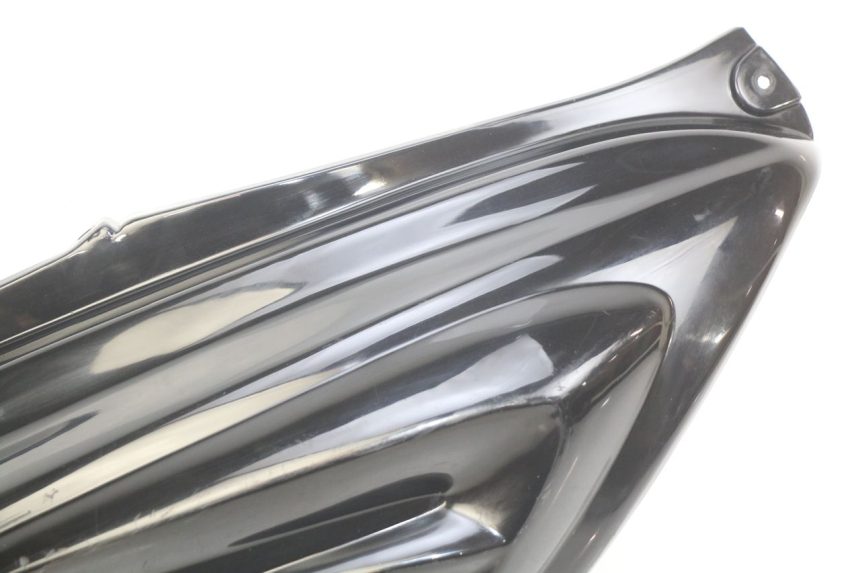 photo de RIGHT REAR SIDE PANEL MBK BOOSTER NEXT GENERATION 50 (1995 - 1998)