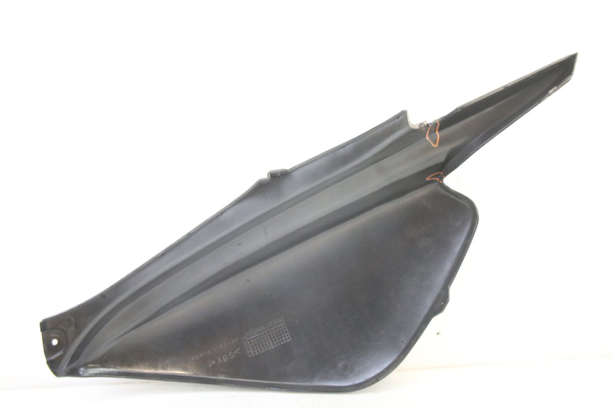 photo de RIGHT REAR SIDE PANEL MBK BOOSTER NEXT GENERATION 50 (1995 - 1998)