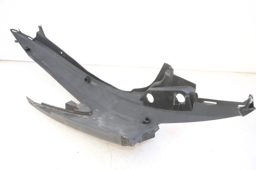 photo de REAR RIGHT PANEL SUZUKI BURGMAN 125 (2007 - 2014)
