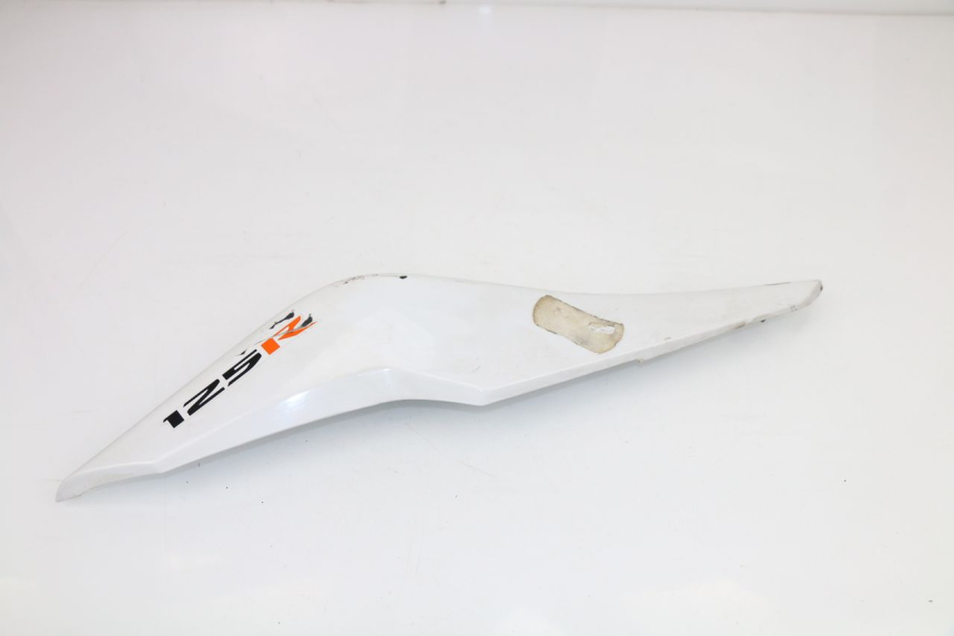 photo de REAR RIGHT PANEL HONDA CBR R 125 (2011 - 2016)