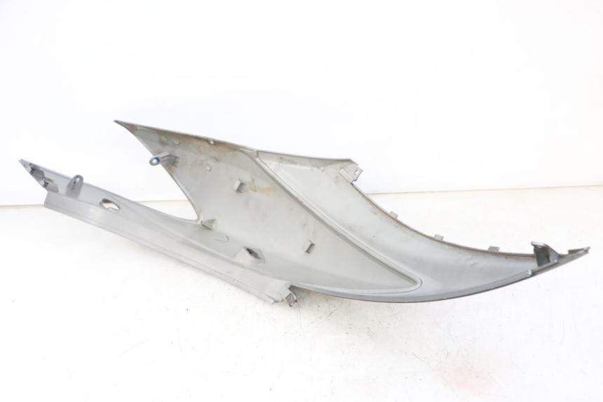 photo de REAR RIGHT PANEL YAMAHA CYGNUS X INJECTION 125 (2007 - 2013)
