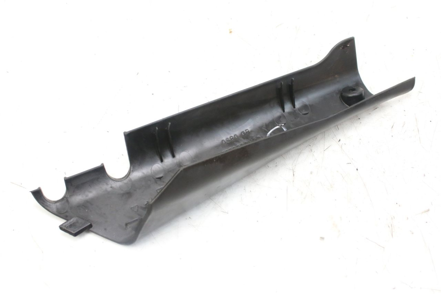 photo de RIGHT REAR SIDE PANEL DERBI GPR 50 (2004 - 2009)
