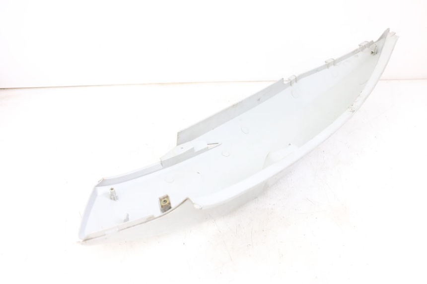 photo de RIGHT REAR SIDE PANEL KYMCO DINK STREET 125 (2009 - 2014)