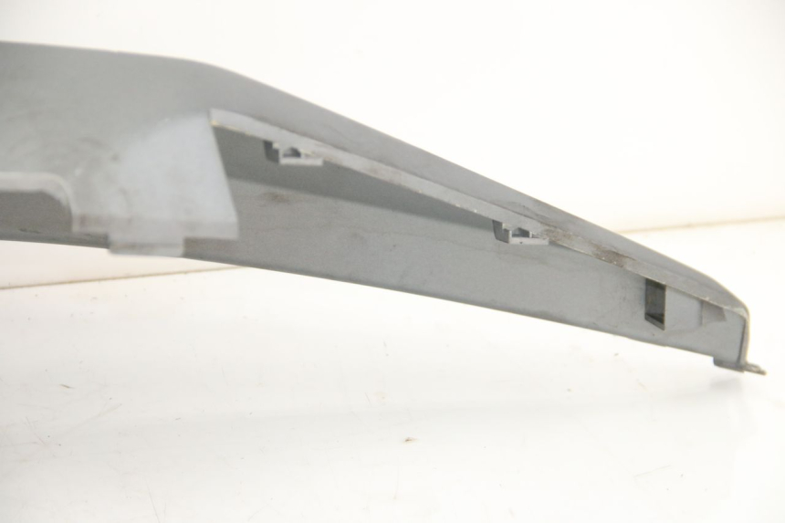photo de RIGHT REAR SIDE PANEL KYMCO DOWNTOWN ABS 125 (2015 - 2017)