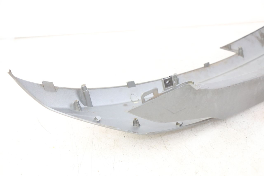 photo de RIGHT REAR SIDE PANEL KYMCO DOWNTOWN ABS 125 (2015 - 2017)