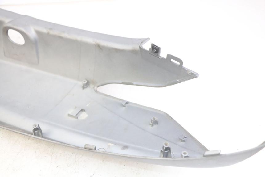 photo de RIGHT REAR SIDE PANEL KYMCO DOWNTOWN ABS 125 (2015 - 2017)