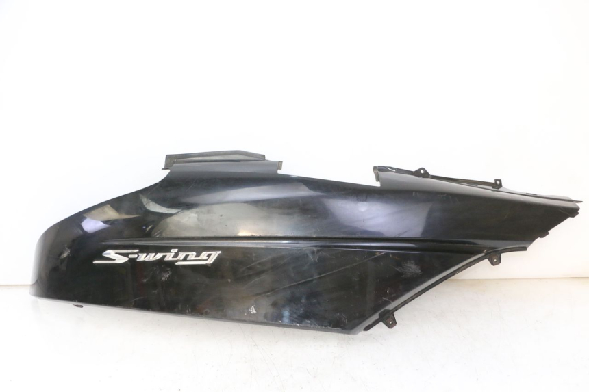 photo de RIGHT REAR SIDE PANEL HONDA FES S-WING SWING ABS 125 (2007 - 2015)
